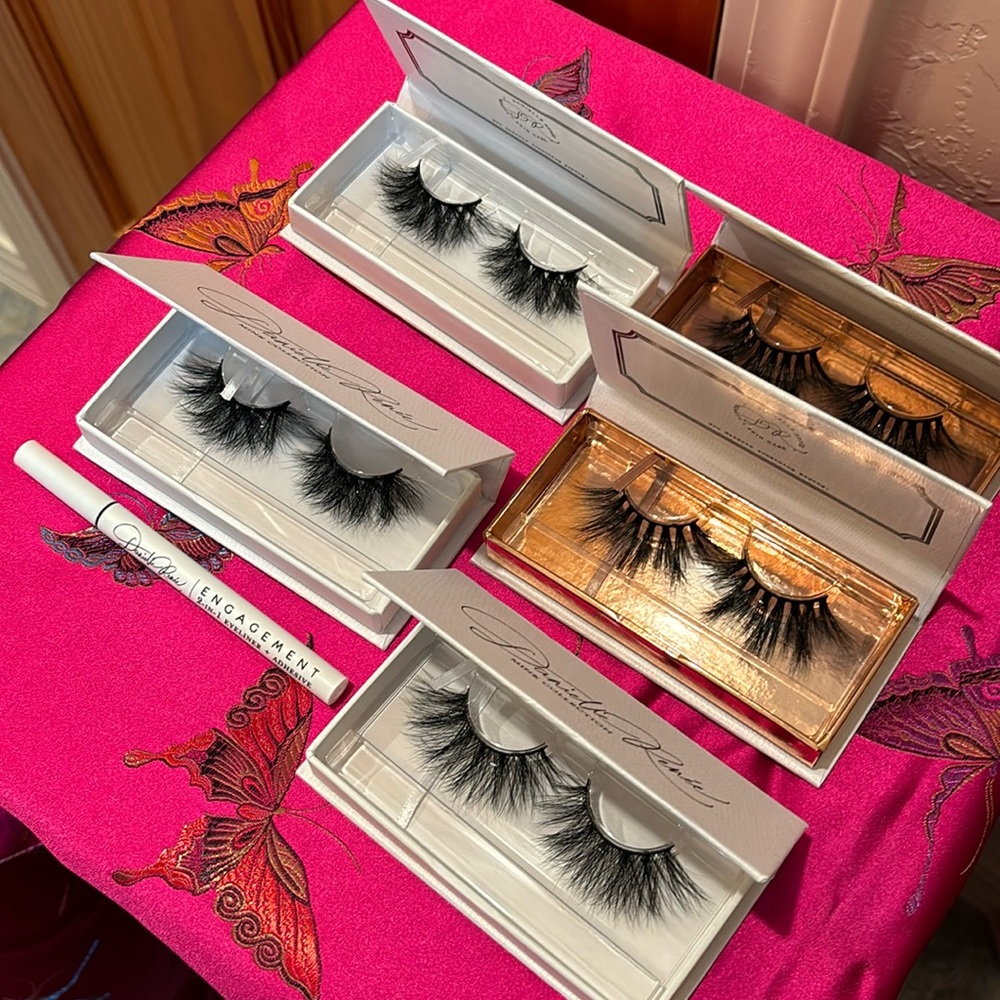 Danielle Renee Mink Collection Strip Eyelashes NWT & Eyeliner/Adhesive 5…